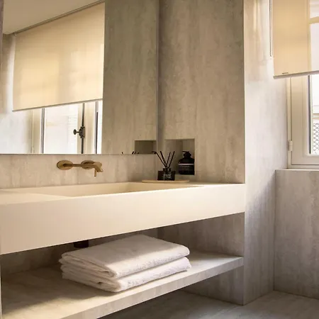 Luxury Flat -2br 6p- Madeleine Saint Honore Apartment Paris