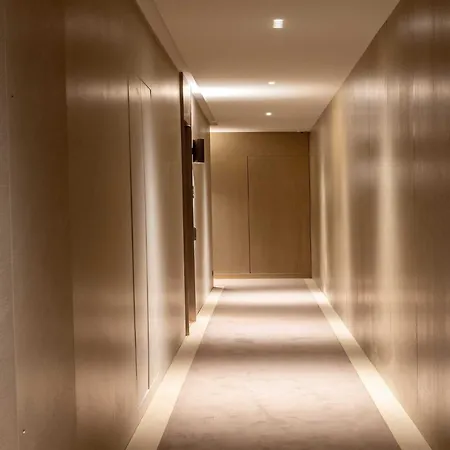 Apartment Luxury Flat -2br 6p- Madeleine Saint Honore Paris